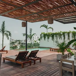 4* Hotel Phantom